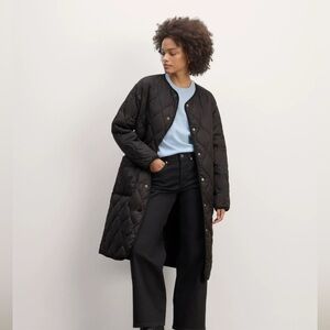 Everlane Black Quilted long liner Jacket size M